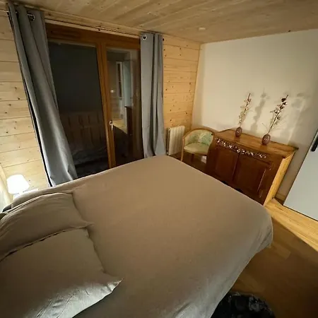 Magnifique Appartement Renove Seytroux Exterior foto